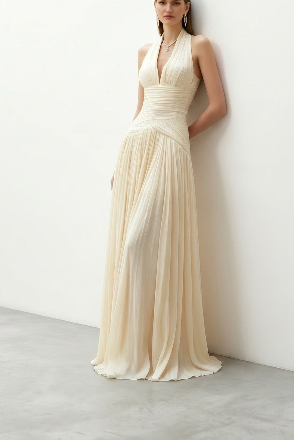 
< img src="https://www.berynea.com/" 
       alt="V Neck Pleated Chiffon Maxi Gown Champagne" 
       loading="lazy" />
