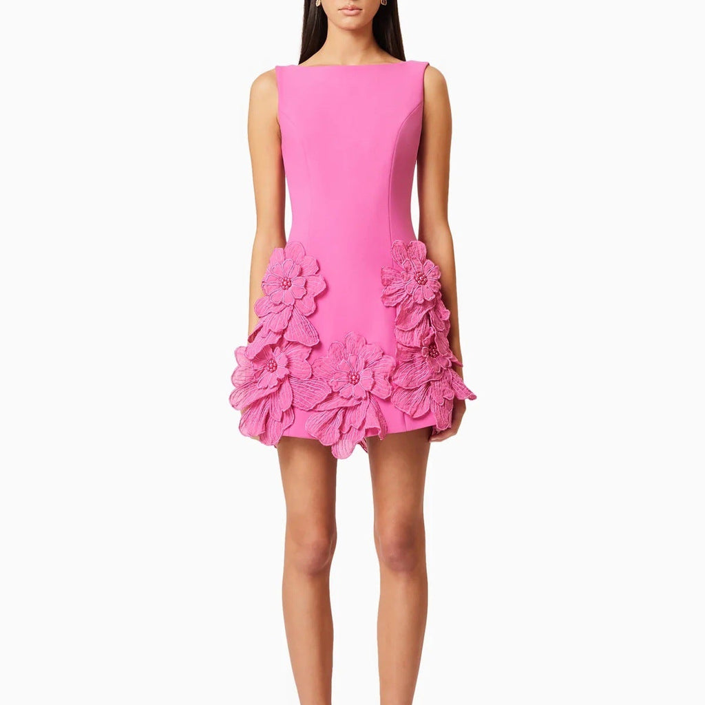 <img src="https://www.beryn-boutique.com/" 
       alt="Pink 3D Flower Applique Mini Dress" 
       loading="lazy" />