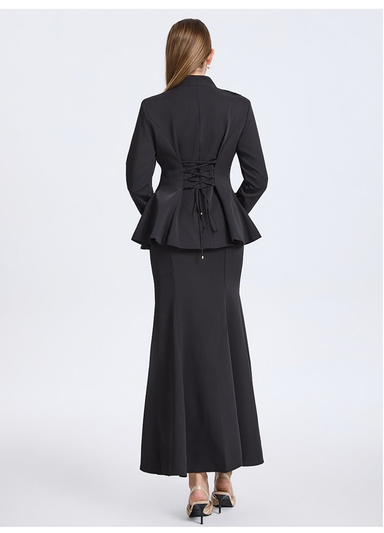 <img src="https://www.beryn-boutique.com/" 
       alt="Embroidered Black Beaded Jacket&Skirt" 
       loading="lazy" />