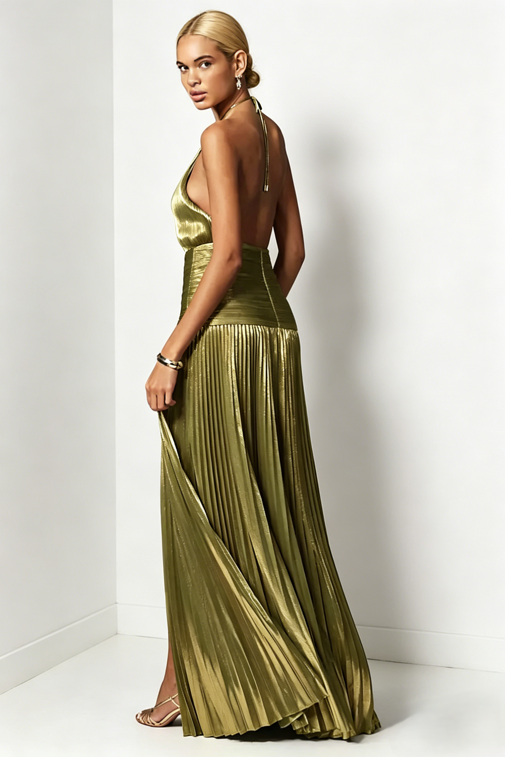 metallic pleated dress AOMEI Women's Dark Green Luxury One Shoulder Sleeveless Elegant Long (S,Small) : Clothing, Shoes & Jewelry The addition of a thigh Gold Metallic Pleated Gown with