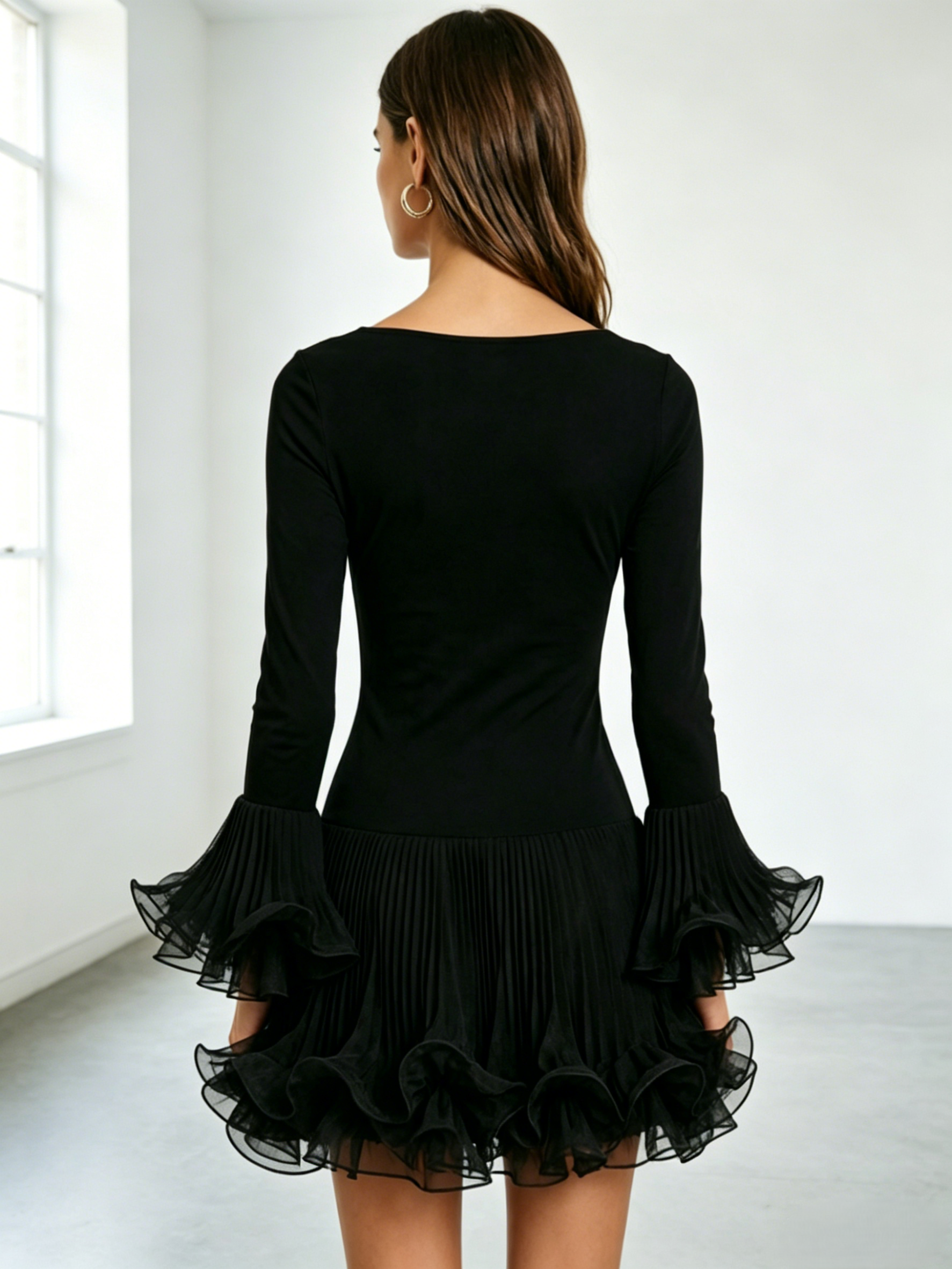 <img src="https://www.beryn-boutique.com/" 
       alt="Black Pleated  Ruffle Fitted  Mini Dress" 
       loading="lazy" />