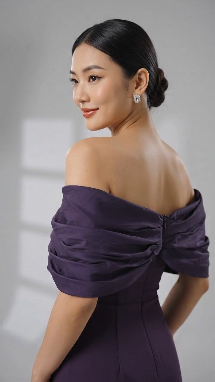 <img src="https://www.berynea.com/" 
       alt="Off Shoulder Elegant Bandage Maxi Dress" 
       loading="lazy" />