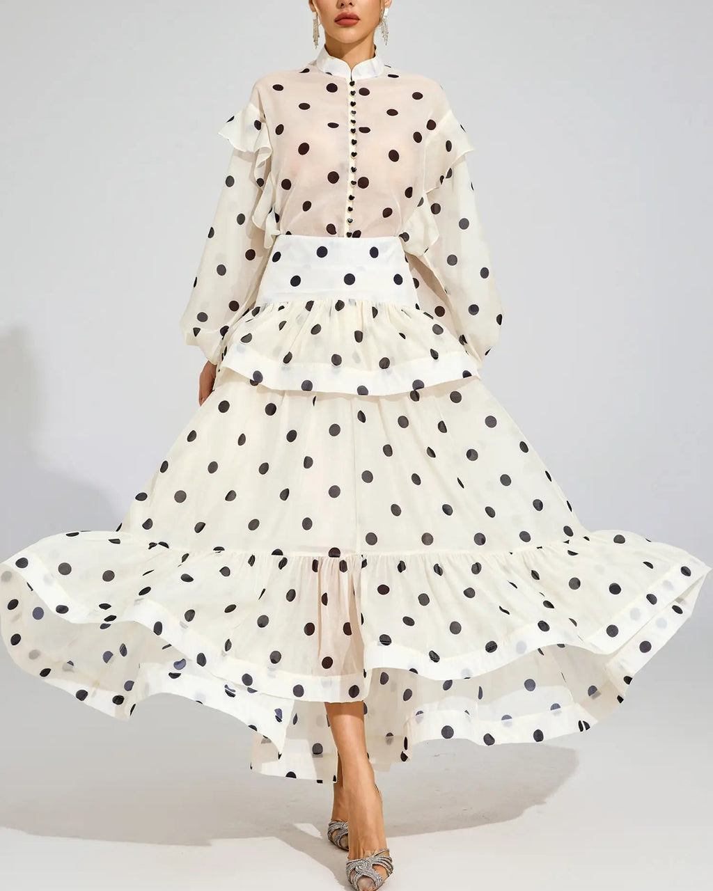 <img src="https://www.beryn-boutique.com/" 
       alt="Long Sleeve Polka Dot TOP&Skirt" 
       loading="lazy" />