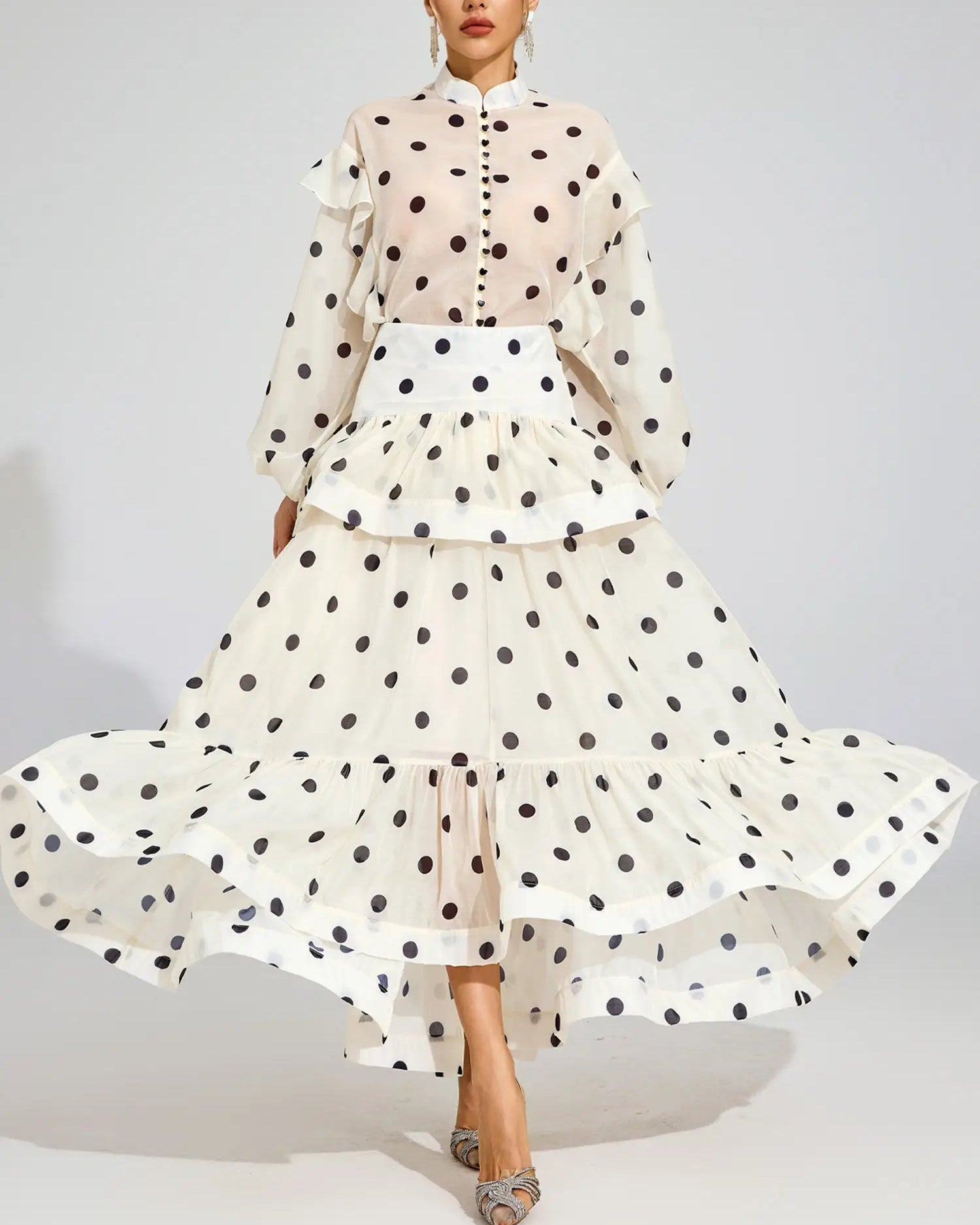 <img src="https://www.beryn-boutique.com/" 
       alt="Long Sleeve Polka Dot TOP&Skirt" 
       loading="lazy" />