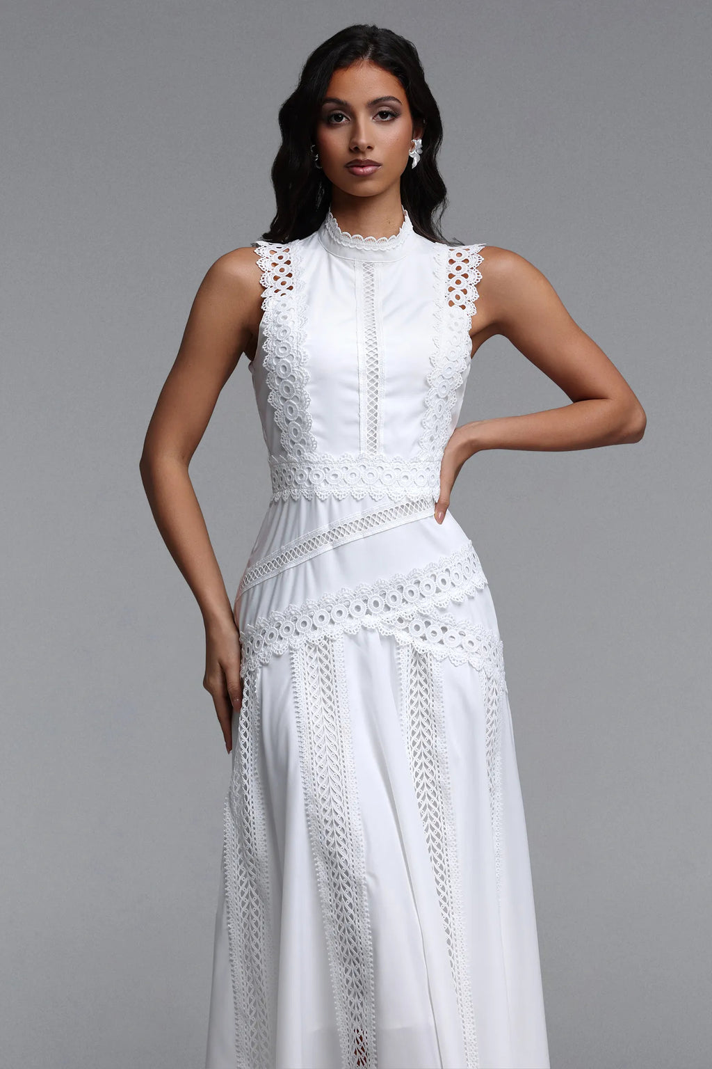 <img src="https://www.berynea.com/" 
       alt="Elise Casual Contour Sleeveless Woven Maxi Dress" 
       loading="lazy" />
