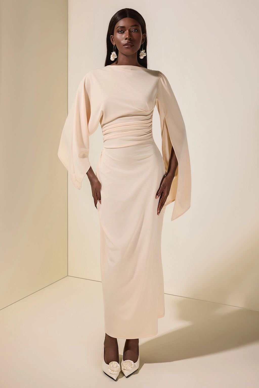 <img src="https://www.beryn-boutique.com/" 
       alt="Sky Blue Boat Neck Cape" 
       loading="lazy" />