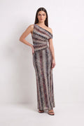 
< img src="https://www.berynea.com/" 
       alt="Zig-Zag Patterned Maxi Dress | Elegant Woven Formal & Daily Wear | Berynea" 
       loading="lazy" />