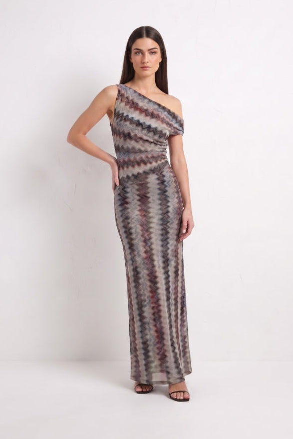 
< img src="https://www.berynea.com/" 
       alt="Zig-Zag Patterned Maxi Dress | Elegant Woven Formal & Daily Wear | Berynea" 
       loading="lazy" />