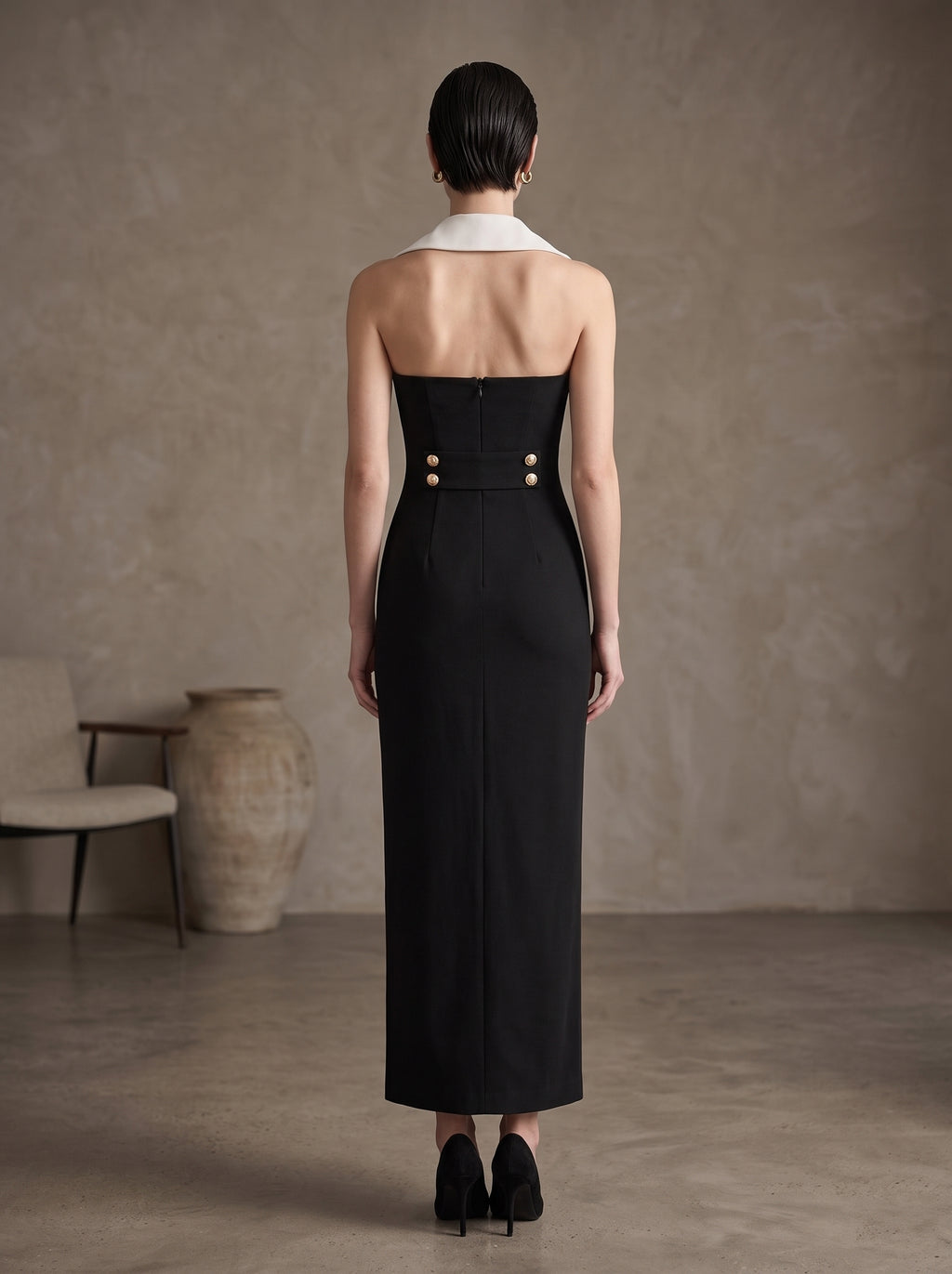  <img src="https://www.berynea.com/" 
       alt="Black White Collar Sleeveless Maxi Dress" 
       loading="lazy" />