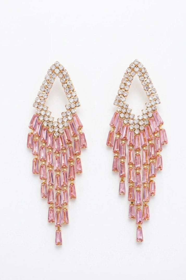 
< img src="https://www.berynea.com/" 
       alt="Blue Crystal Chandelier Drop Earrings | Glamorous Wedding Evening Party Jewelry | Berynea" 
       loading="lazy" />