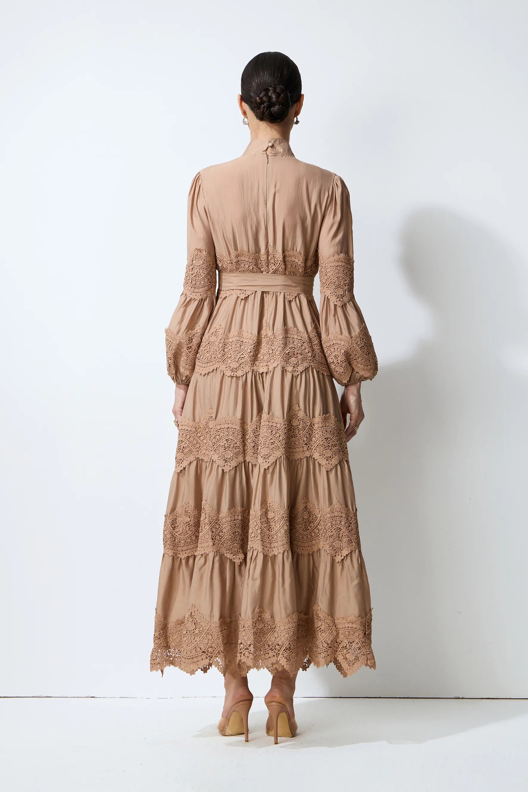 
<img src="https://www.beryn-boutique.com/" 
       alt="Mocha  Scalloped Lace Maxi Dress" 
       loading="lazy" />