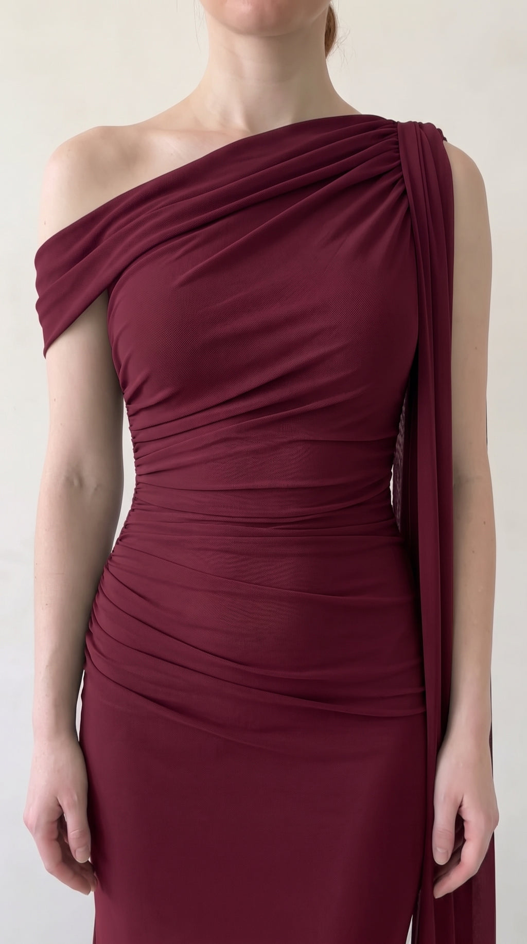 
< img src="https://www.berynea.com/" 
       alt="Burgundy One Shoulder Ruched Maxi Dress | Wedding Guest Evening Gown | Berynea" 
       loading="lazy" />
