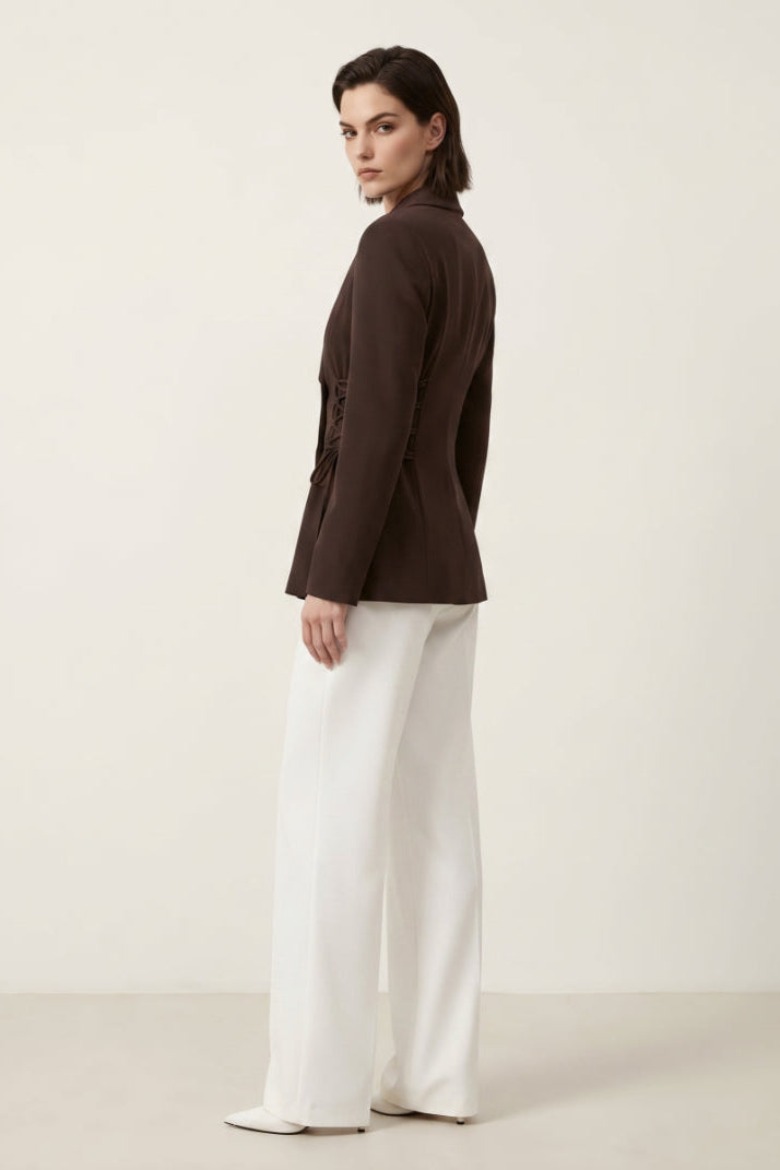 
< img src="https://www.berynea.com/" 
       alt="omen's Dark Brown Double Breasted Blazer – Ruched Side Tie Waist Fitted Jacket" 
       loading="lazy" />