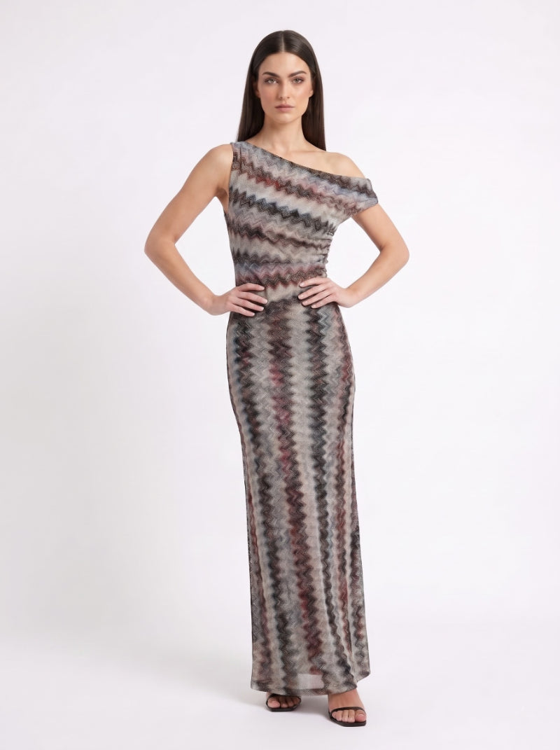 
< img src="https://www.berynea.com/" 
       alt="Zig-Zag Patterned Maxi Dress | Elegant Woven Formal & Daily Wear | Berynea" 
       loading="lazy" />