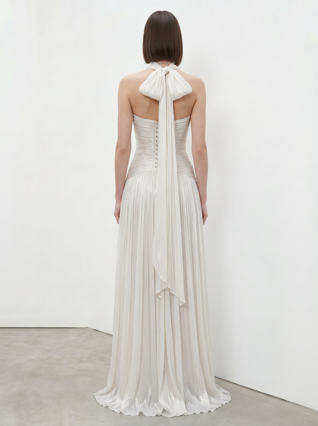 
< img src="https://www.berynea.com/" 
       alt="V Neck Pleated Chiffon Maxi Gown White" 
       loading="lazy" />