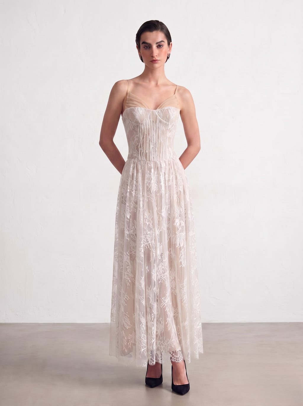  <img src="https://www.berynea.com/" 
       alt="Lace corset dress Maxi dress" 
       loading="lazy" />