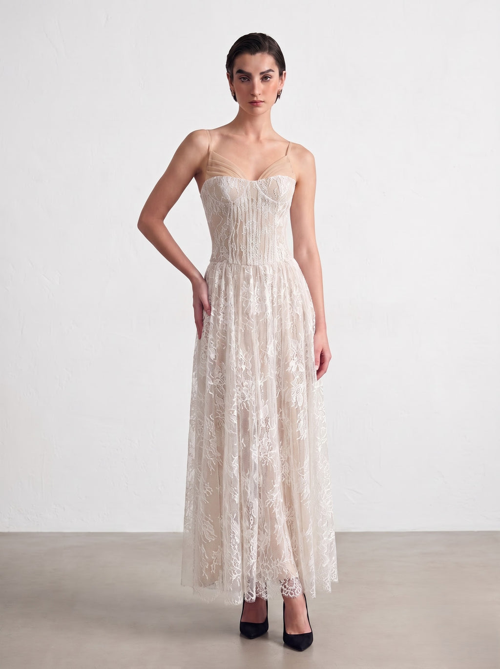  <img src="https://www.berynea.com/" 
       alt="Lace corset dress Maxi dress" 
       loading="lazy" />