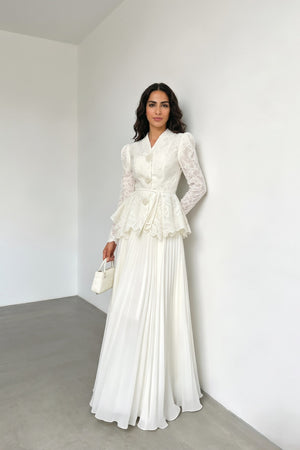 Abito da sposa due pezzi in pizzo color avorio